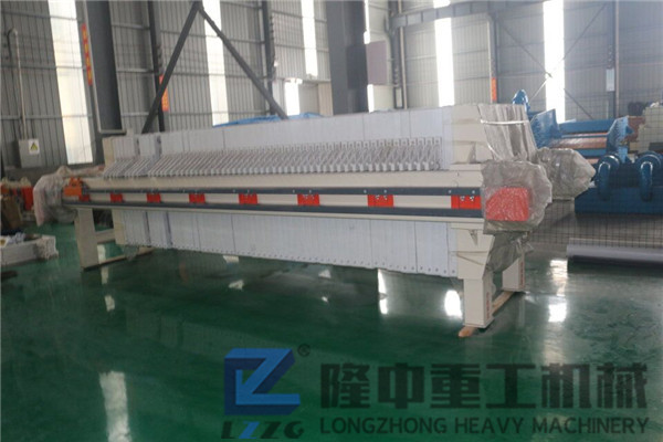 購(gòu)買板框壓濾機(jī)設(shè)備，推薦您選擇洛陽(yáng)隆中重工