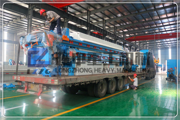 除了礦山行業(yè)，還有哪些行業(yè)需要污泥壓濾機設(shè)備？