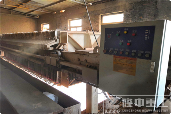 花崗巖制砂能尾砂回收嗎？洛陽污泥壓濾機設備廠家來幫助您