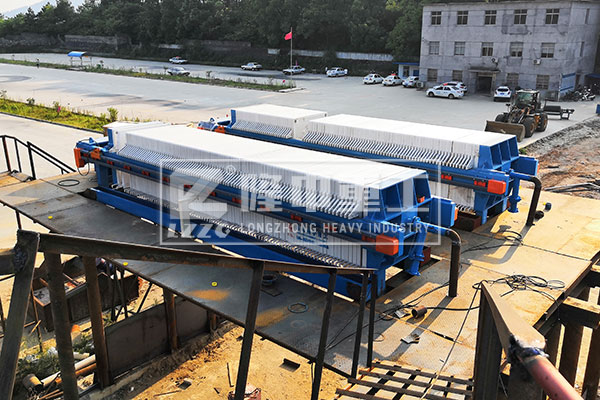 污泥板框壓濾機新舊對比