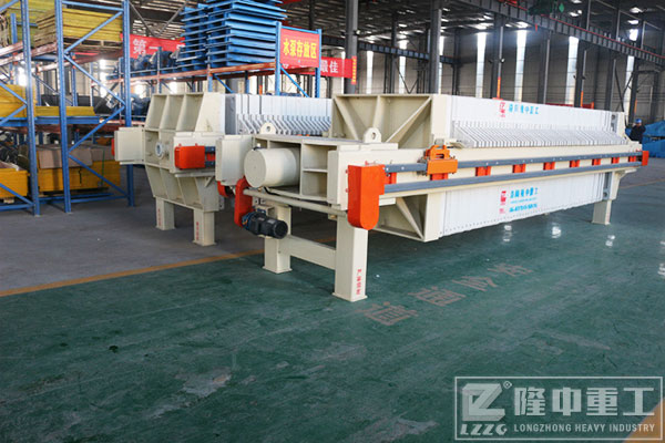 污泥壓濾機設備在市場上暢銷了這么長時間，還是如此的火熱