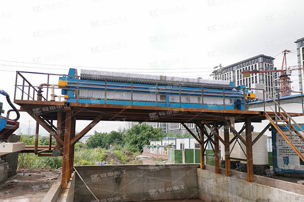 隔膜壓濾機(jī)設(shè)備檢查時(shí)有哪些需要注意的？