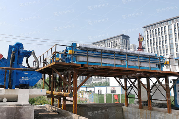 100平方污泥脫水壓濾機處理量是多少？